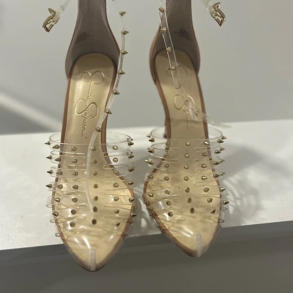 Jessica Simpson Westah Studded Pump EUC Size 8‎